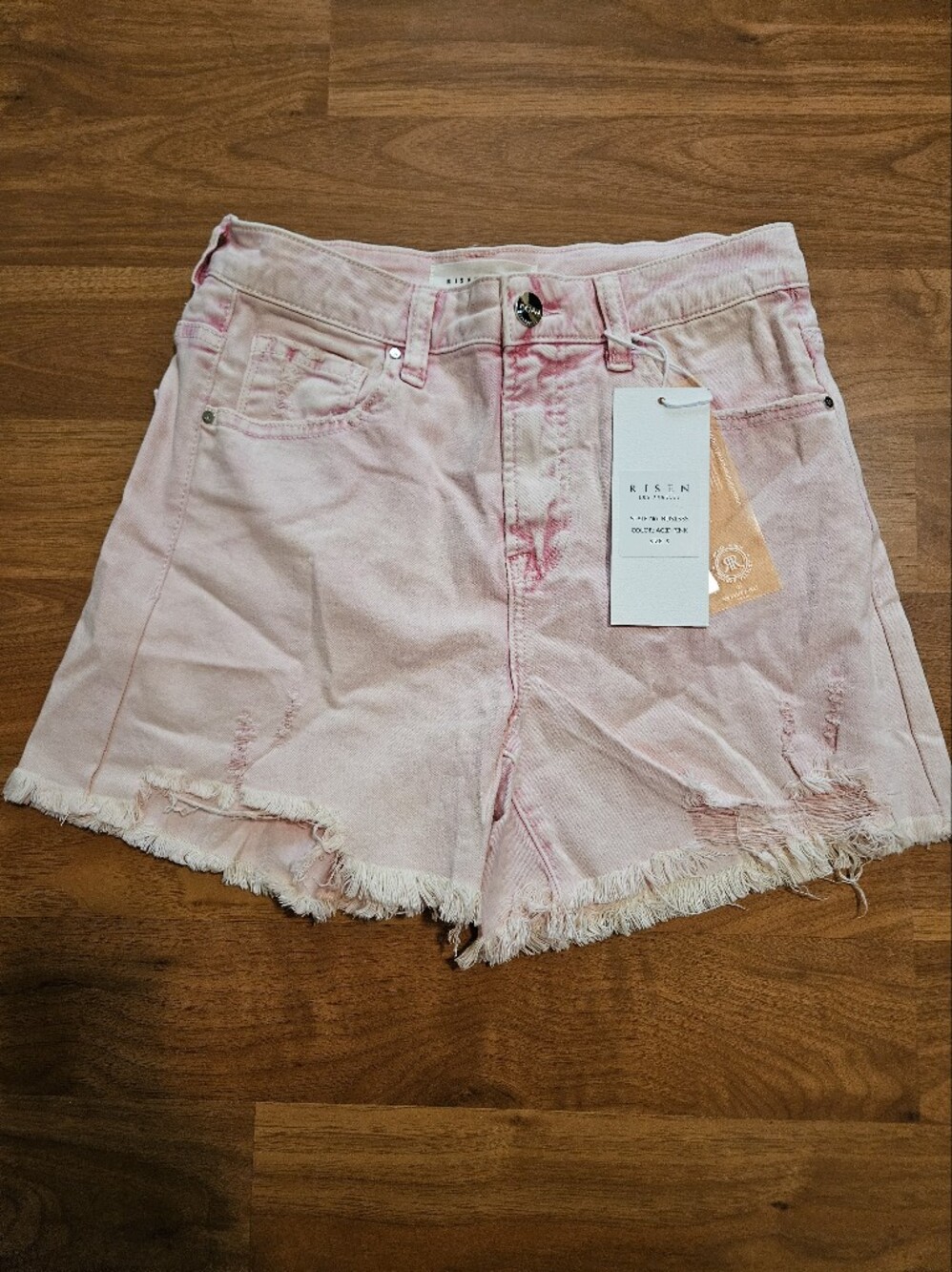 RISEN Pink acid Wash Frayed Hem Denim Shorts Size Small NWT